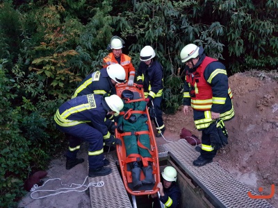 Übung 1. Zug Schwerpunktfeuerwehr Einbeck_44